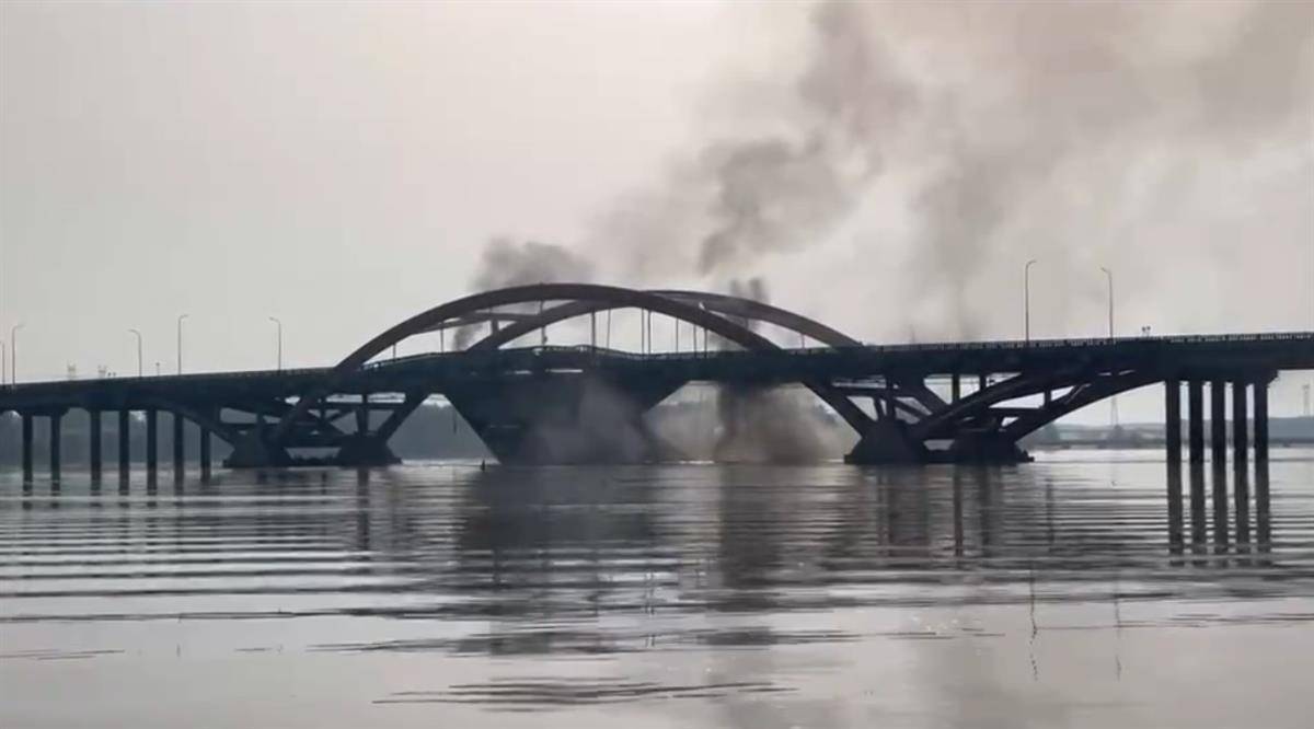 顺义潮白河大桥发生火情<strong></p>
<p>今天原油行情</strong>，官方：双向断路，未发现人员伤亡