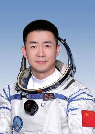 神舟二十号航天员确定<strong></p>
<p>今天原油行情</strong>，河南老乡陈冬将第三次进入太空