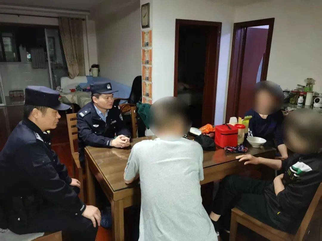 疯狂买入<strong></p>
<p>原油与期货公司</strong>！镇江一大爷花了164万！结果……
