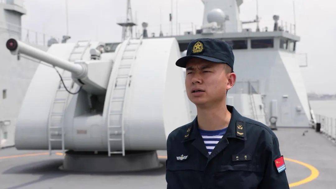 钦州舰<strong></p>
<p>接原油</strong>，报到！