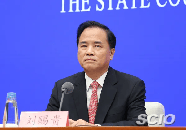 李锦斌、刘家义、刘赐贵、王建军<strong></p>
<p>净原油</strong>，已任中央指导组组长