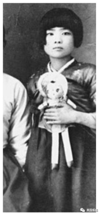 韩国93岁女校长因冻龄走红<strong></p>
<p>黄岛原油</strong>，一生堪称传奇，网友：看着比我还年轻