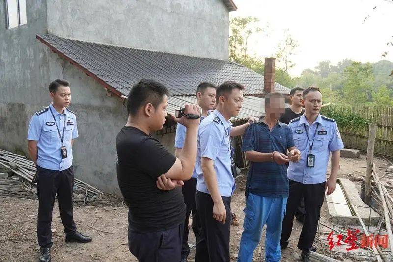 男子杀害母亲和女友后带嫂嫂潜逃32年落网<strong></p>
<p>原油解套</strong>，两人育有一儿一女，侦破细节披露