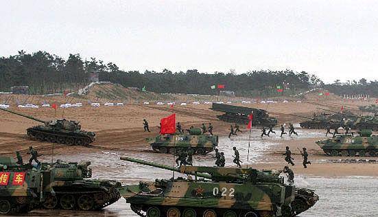 70多艘舰艇现身台海周边！解放军4招<strong></p>
<p>防原油</strong>，斩断美军介入可能