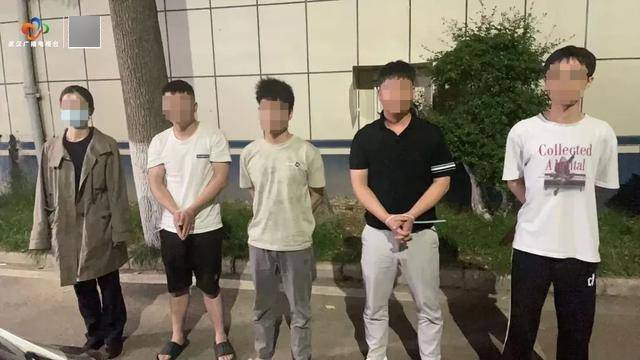 破门而入<strong></p>
<p>中缅原油管道</strong>！武汉警方一举抓获32名“白富美”