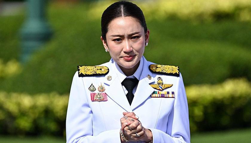 被暂停泰国总理之职<strong></p>
<p>新浪原油期货</strong>，佩通坦提前布局将继续任内阁部长