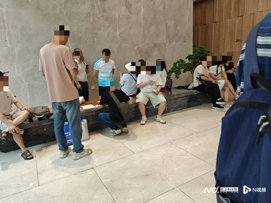 深圳知名企业停工<strong></p>
<p>原油的价格走势</strong>！超200人签名请律师！员工：实际在变相裁员