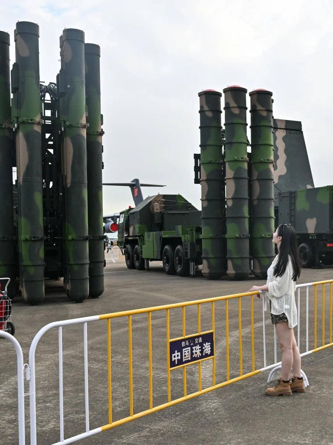 埃及官宣采购中国红旗-9BE<strong></p>
<p>原油的价格走势</strong>，网友：1个营相当于过去40个营！