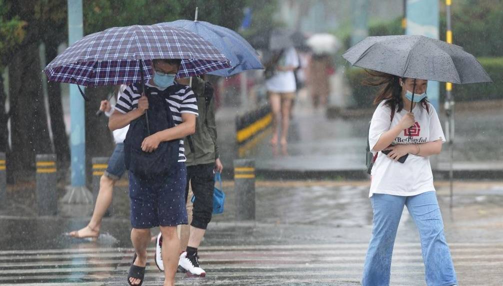 济南将迎大范围降雨<strong></p>
<p>原油沙</strong>！雷雨时阵风8～10级！最新预报来了→
