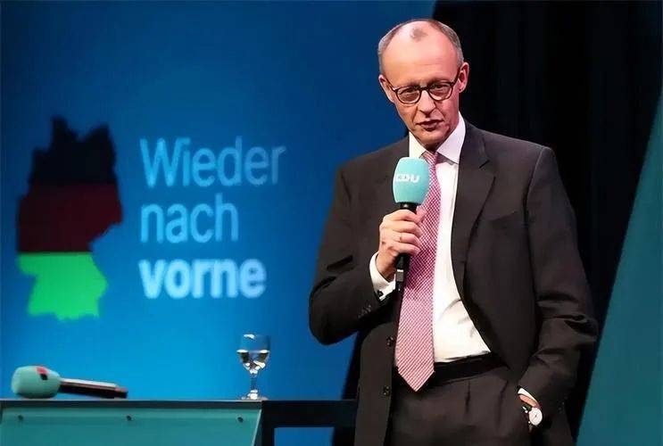 默茨还没访华就甩脸色，24小时内，德国传出2大消息！中方可不惯着