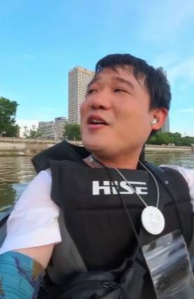 长沙男子突发奇想划船下班<strong></p>
<p>原油期货代码</strong>，25分钟车程划了3小时，当事人：手累腿麻，不会有下次
