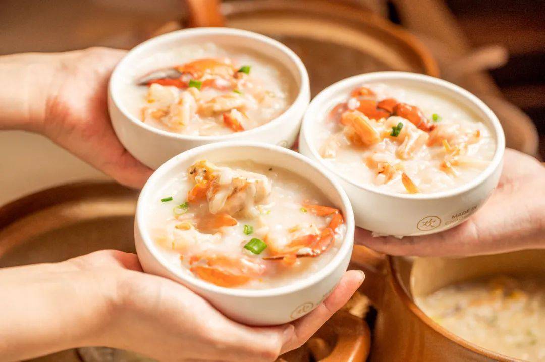 一年卖出300万锅<strong></p>
<p>原油下跌利好</strong>！又一地方特色美食冲向全国