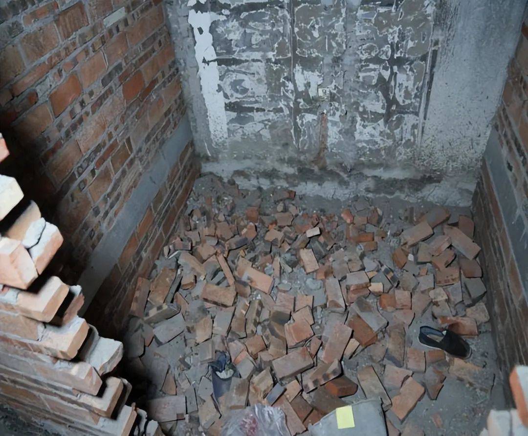 3人高坠身亡<strong></p>
<p>国际原油报价</strong>！深圳官方发布较大事故调查报告