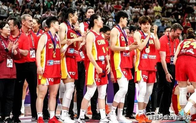 中国女篮亚洲杯奖金：张子宇、王思雨等2万-5万<strong></p>
<p>外汇黄金原油</strong>，宫鲁鸣20万