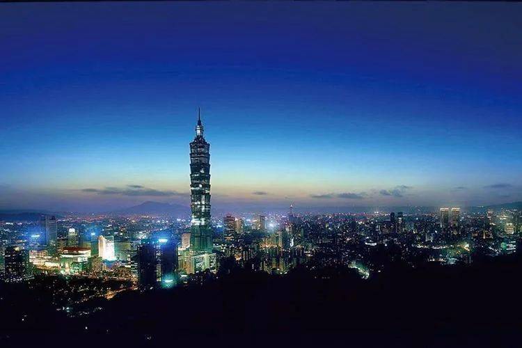 赖清德专机还未起飞<strong></p>
<p>原油暴跌的原因</strong>，台军主力撤出金门，大陆迅速采取行动，58架军机升空，祖国统一指日可待