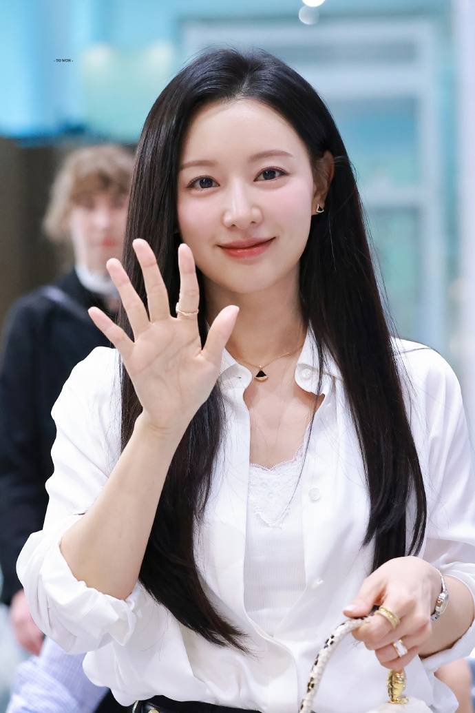 从“白幼瘦”到“气血感”<strong></p>
<p>原油期货如何</strong>，审美标准终于“健康”了？