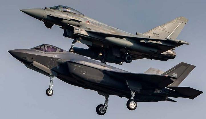 买不到F-35<strong></p>
<p>油面</strong>，不愿意买枭龙，不敢买歼-10，土耳其只能买台风了？