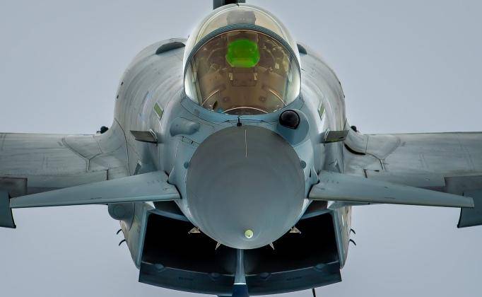 买不到F-35<strong></p>
<p>油面</strong>，不愿意买枭龙，不敢买歼-10，土耳其只能买台风了？