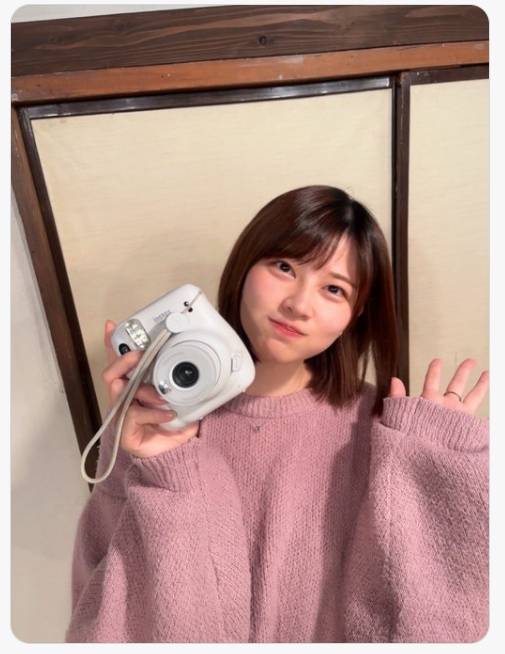 日本一白领女性的上班照意外走红<strong></p>
<p>油面</strong>，外国网友纷纷在评论区求婚