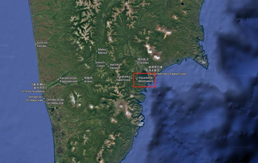 海军基地遇上大地震<strong></p>
<p>油面</strong>，港内全是新核潜艇，损坏一艘都能让俄军心疼
