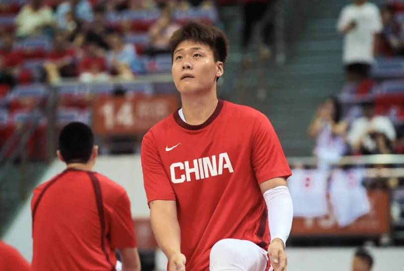 20年前曾大胜88分！中国男篮今晚首战对阵东道主沙特队<strong></p>
<p>国际原油平台</strong>，赵睿称亚洲杯目标是站上领奖台