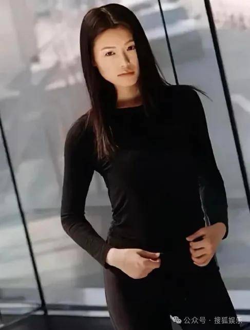 从爆红到突然消失好几年<strong></p>
<p>原油与石油</strong>，再出现已经胖到大家不敢认了？