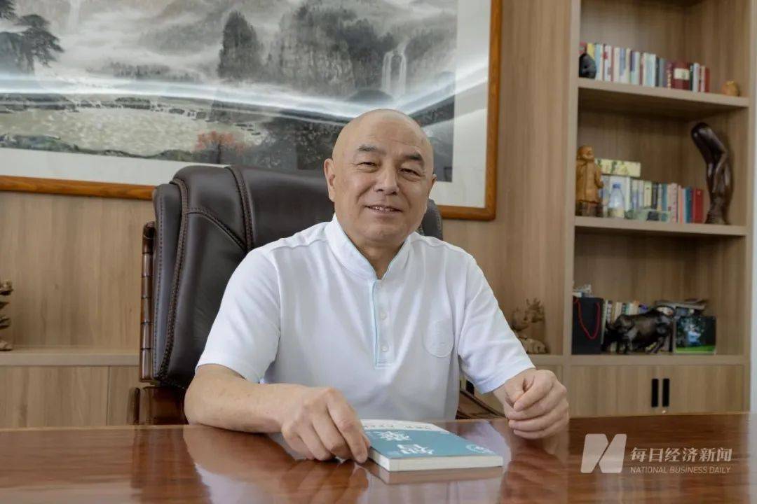 “停止发放一切停工待遇<strong></p>
<p>正规原油平台</strong>，无力缴纳社保和公积金”，知名公司董事长：已出售所有资产！曾在朋友圈发文卖公司股权