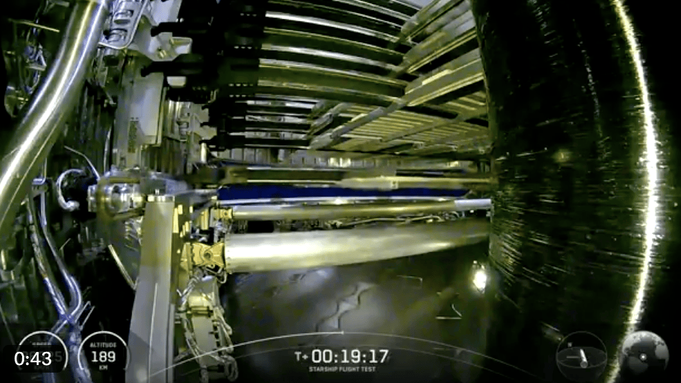 SpaceX星舰第十次试飞：1亿美元飞一次<strong></p>
<p>正规原油平台</strong>，发射节奏滞后或致美重返月球计划延期