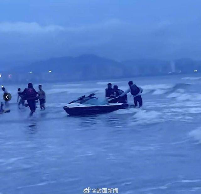 男子三亚游泳溺水 妻子崩溃大哭：喊<strong></p>
<p>正规原油平台</strong>他不要去他非要去