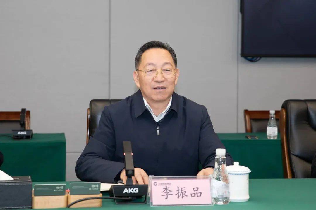 中央巡视期间<strong></p>
<p>正规原油平台</strong>，梧州市长李振品任上落马