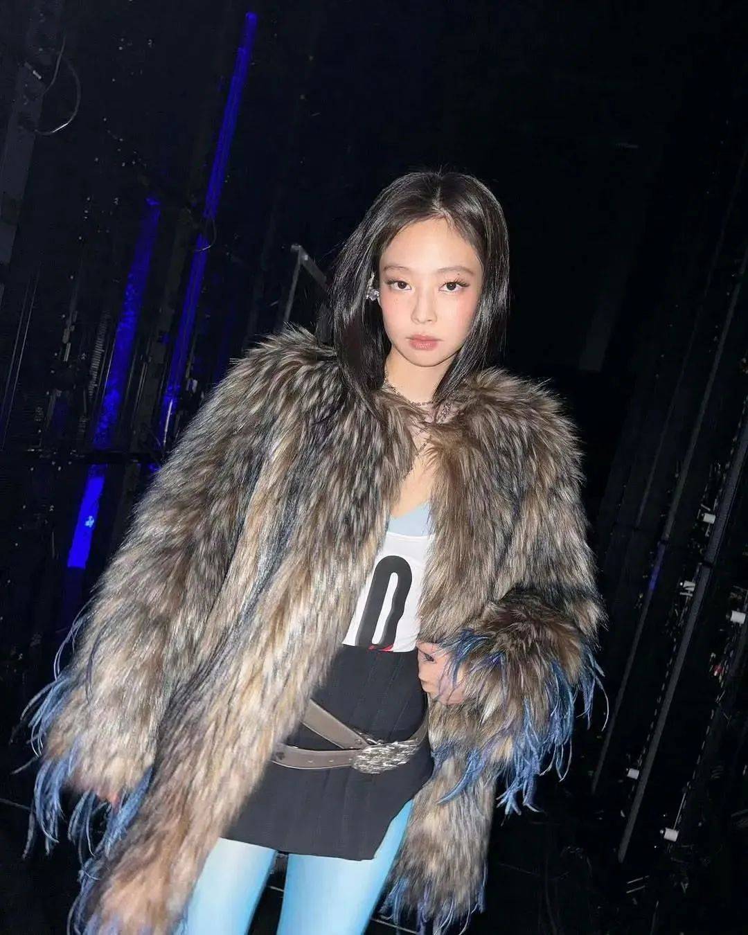 质感女人怎么都在穿这个颜色<strong></p>
<p>正规原油平台</strong>？