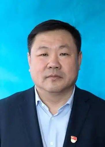 内蒙古呼和浩特市水务局班子三人<strong></p>
<p>正规原油平台</strong>，半个月内官宣落马！