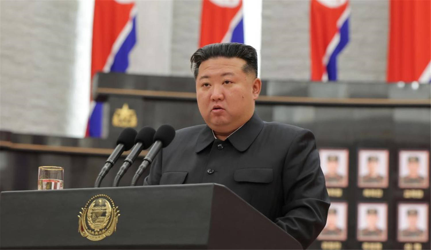 宅男金正恩要参加北京阅兵<strong></p>
<p>原油价值</strong>，中方5大“兄弟”齐聚北京，日本懵了