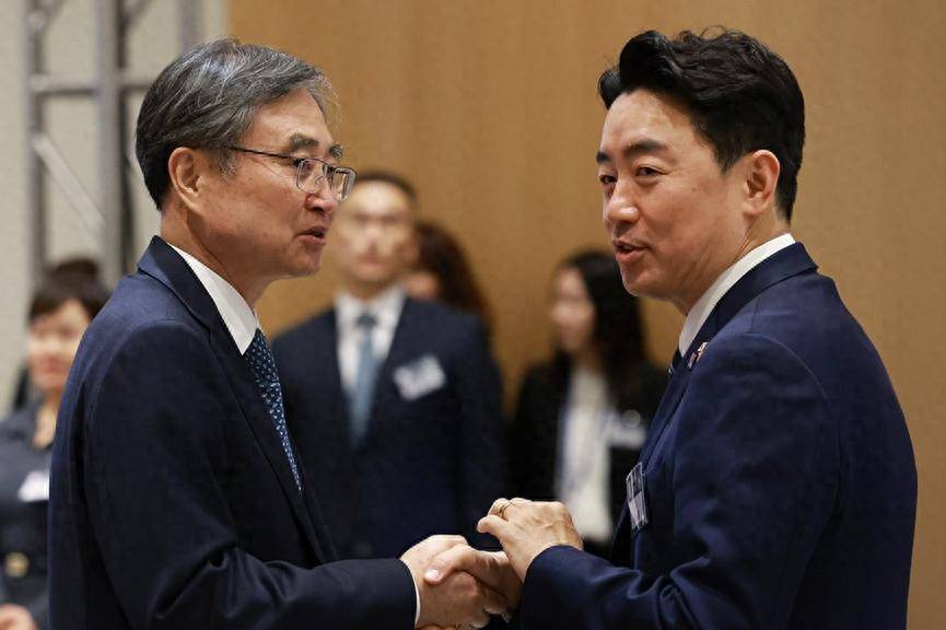 明知中方邀请金正恩<strong></p>
<p>美国原油指数</strong>，李在明却刻意回避不见，想在韩国主场施展拳脚