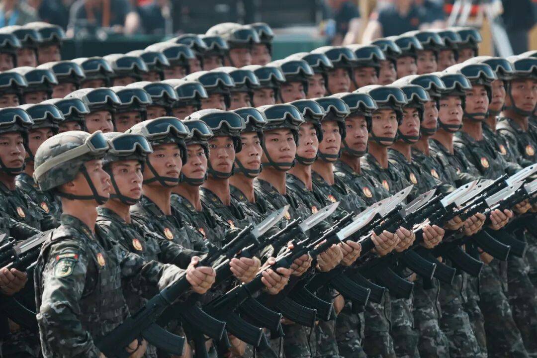 新华社出图<strong></p>
<p>原油</strong>！