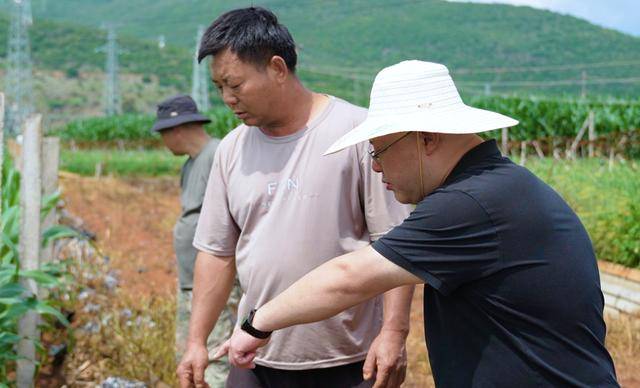 弥勒“新哨经验”<strong></p>
<p>原油期货价格走势</strong>，全州推广！