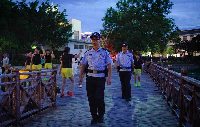 弥勒“新哨经验”<strong></p>
<p>原油期货价格走势</strong>，全州推广！