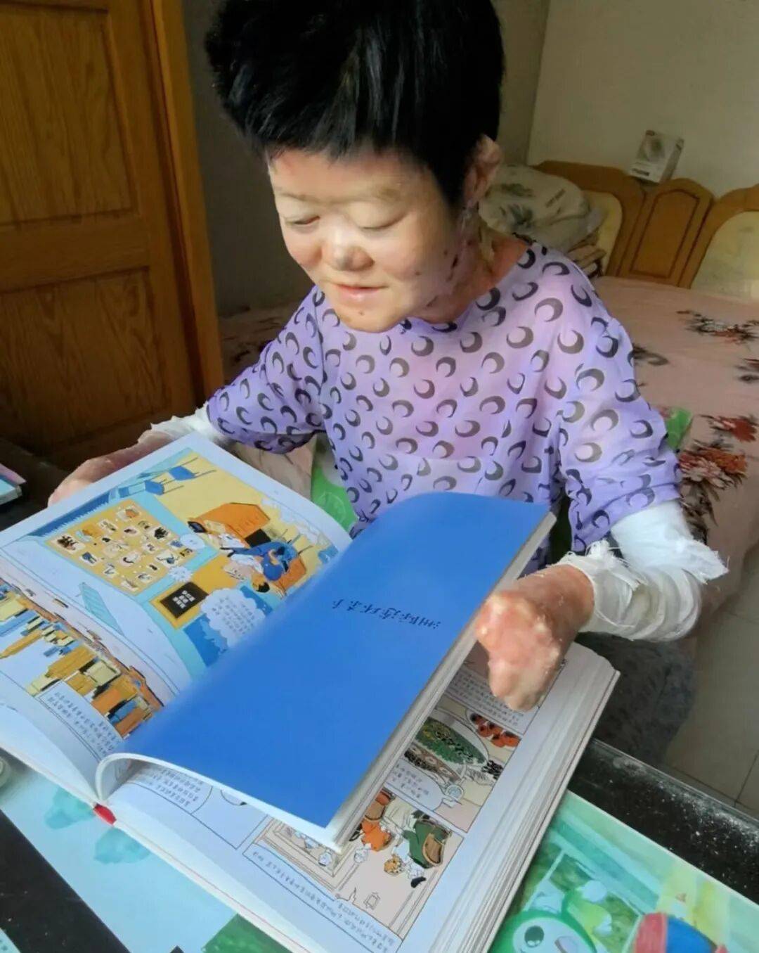 医生断言“活不过2岁”的郑州罕见病女孩<strong></p>
<p>原油期货价格走势</strong>，24岁“带伤出征”，开启西藏之行