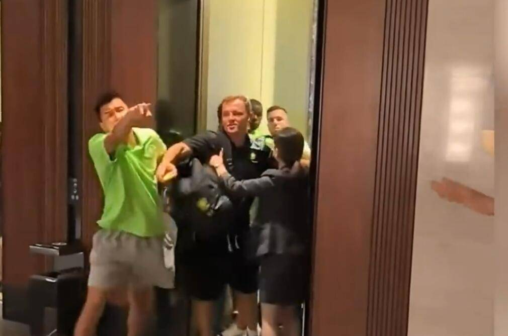 王刚赛前发布会致歉国安球迷:<strong></p>
<p>原油的外汇</strong>我个人赛后做了极不理智的行为