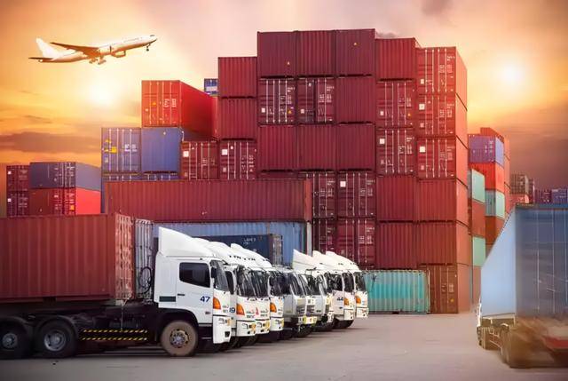 怕被中国抛弃?波兰25日放行中欧班列<strong></p>
<p>原油苯</strong>!但已经晚了!欧洲多国倒戈