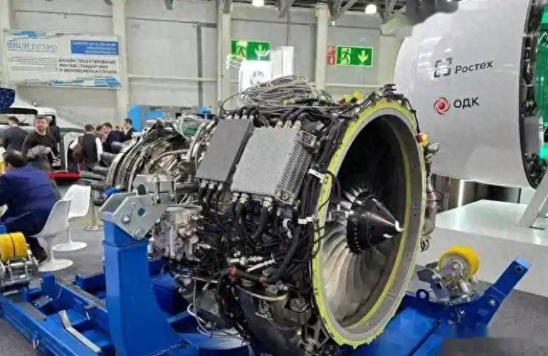 普京亲自“督战”<strong></p>
<p>石蜡基原油</strong>,向中国开放“压箱底技术”,可惜一切为时已晚