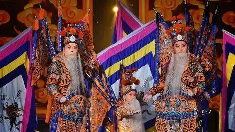 痛别<strong></p>
<p>石蜡基原油</strong>!著名演员昨晚去世!4岁入行、刻苦一生