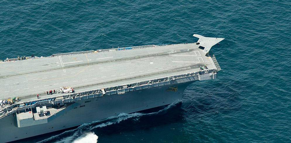 攻击-21正式登场:076与福建舰联手<strong></p>
<p>充电</strong>,开启电磁弹射无人机时代