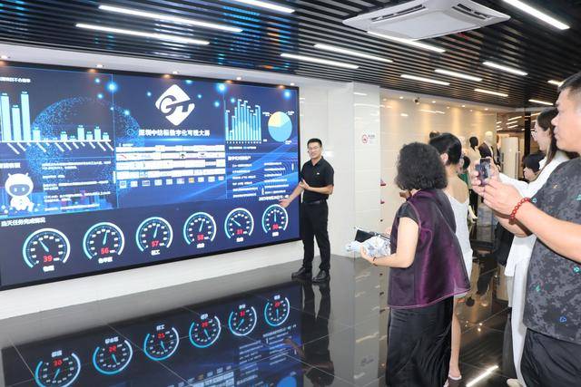 落实企业主体责任<strong></p>
<p>充电</strong>，市监盐田局产品质量安全宣传“进企业”