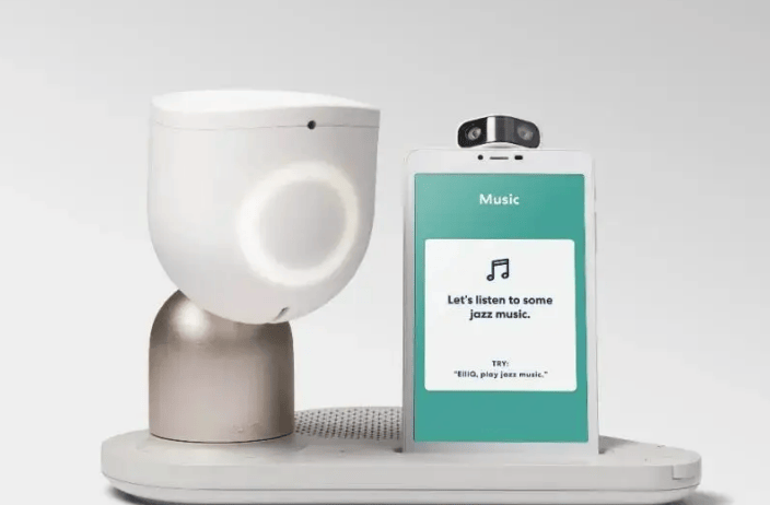 给奶奶们发的AI孙子<strong></p>
<p>充电</strong>,有点让人失望?千亿AI玩具市场虚火正旺?