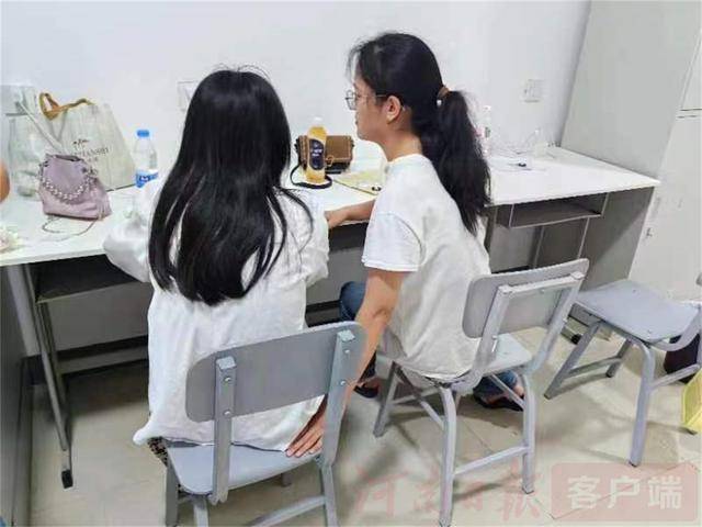 从8人间到夫妻房<strong></p>
<p>php</strong>，郑州富士康员工幸福安居“进行时”