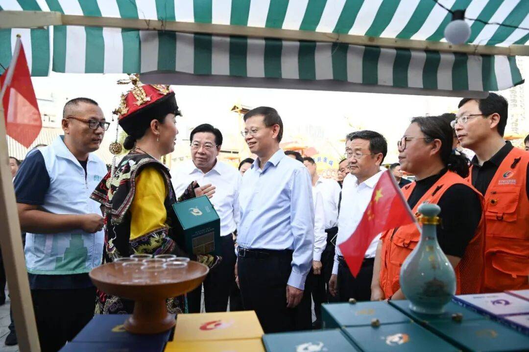 履新辽宁省委书记<strong></p>
<p>php</strong>,许昆林首次检查调度