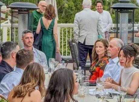 无意还是戏精?她办婚礼<strong></p>
<p>php</strong>,分手多年的他隔空说“我愿意”?