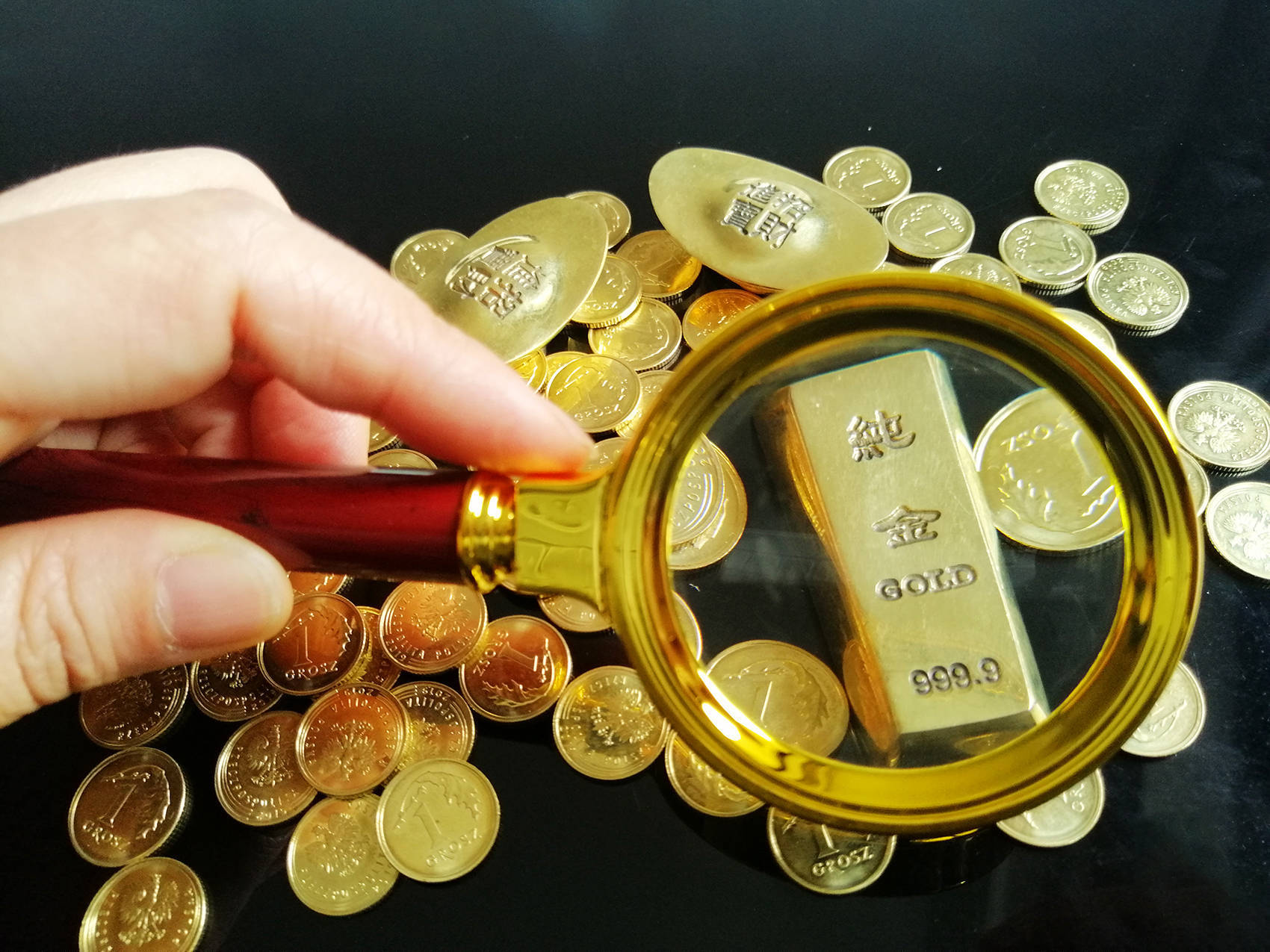 国际金价<strong></p>
<p>XRP行情</strong>,再创历史新高!消费者:从今年年中一直观望到十一,没想到越等越贵!机构:仍上涨空间