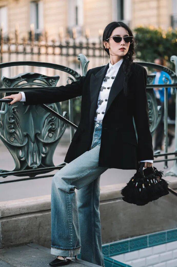 时装周上的女明星<strong></p>
<p>XRP行情</strong>,秋冬氛围感一键封顶!